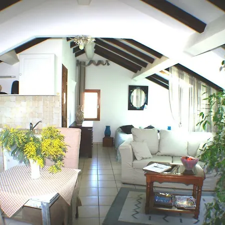 Le Petit Nid D'amour Meublé Tourisme 3 étoiles Poggio Santa-Lucia-di-Tallano