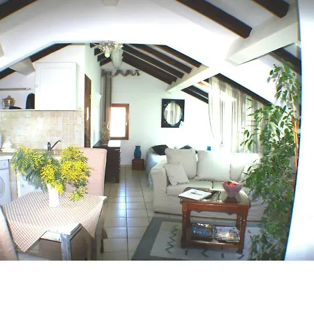 Le Petit Nid D'amour Meuble Tourisme 3 Etoiles Poggio Apartment *