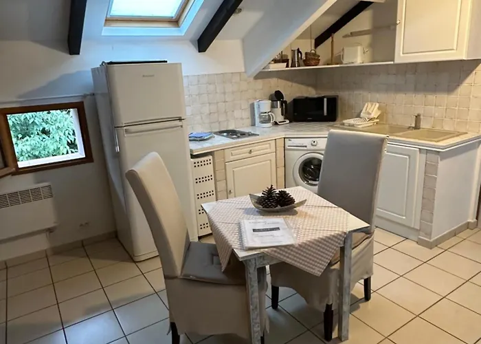 Апартаменты Le Petit Nid D'amour Meuble Tourisme 3 Etoiles Poggio