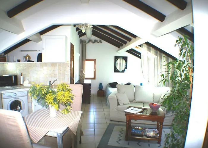 Le Petit Nid D'amour Meuble Tourisme 3 Etoiles Poggio Santa-Lucia-di-Tallano