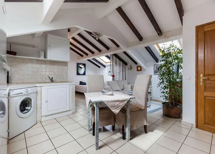 Le Petit Nid D'amour Meuble Tourisme 3 Etoiles Poggio * Santa-Lucia-di-Tallano